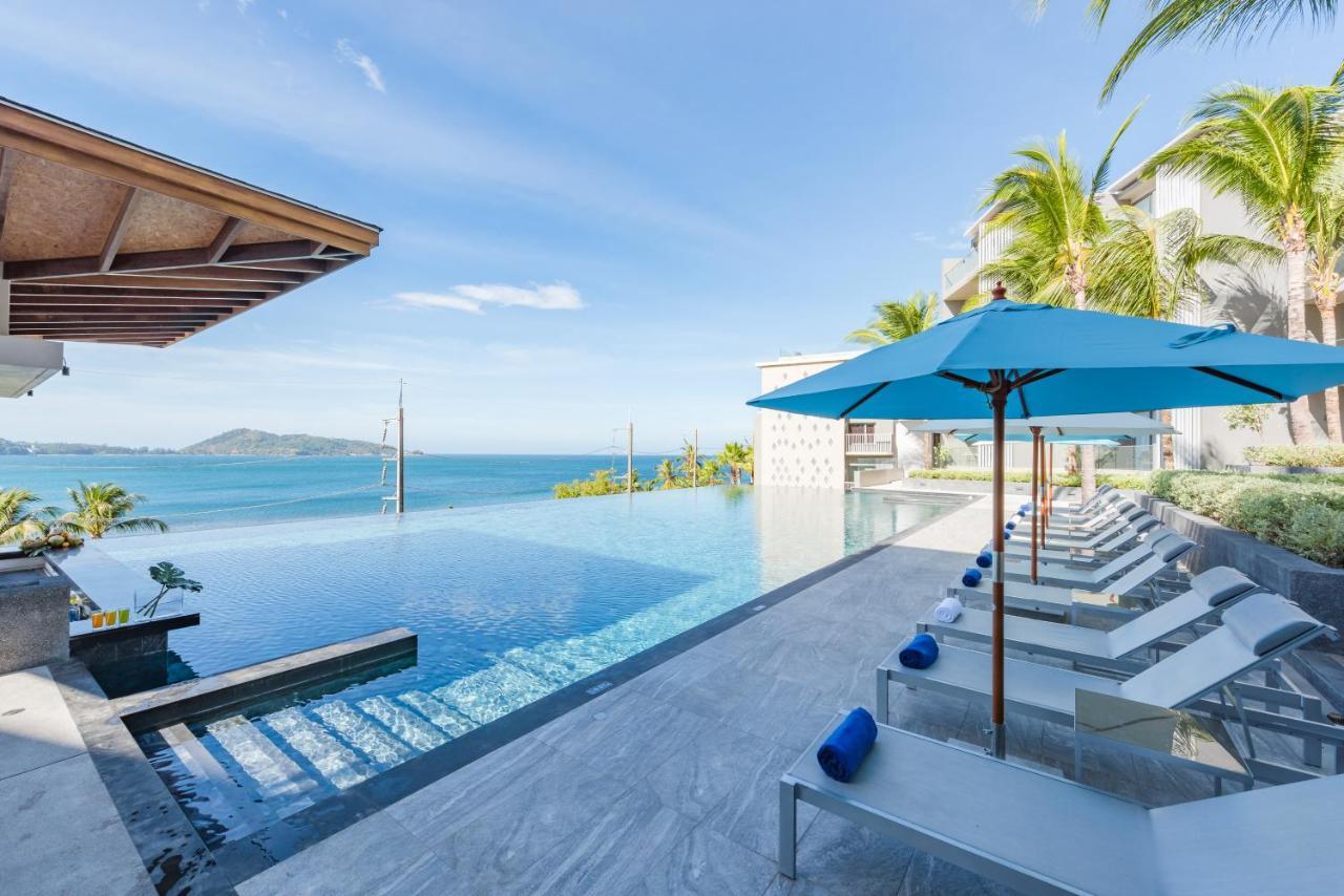 Oceanfront Beach Resort - Sha Extra Plus Patong Eksteriør billede Infinity pool at the hotel