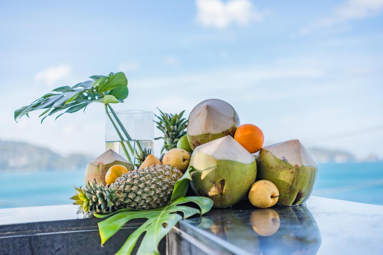 Oceanfront Beach Resort - Sha Extra Plus Patong Eksteriør billede Fruits